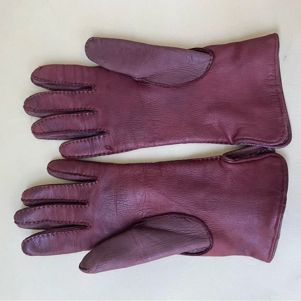 Vintage brown leather gloves with cotton lining